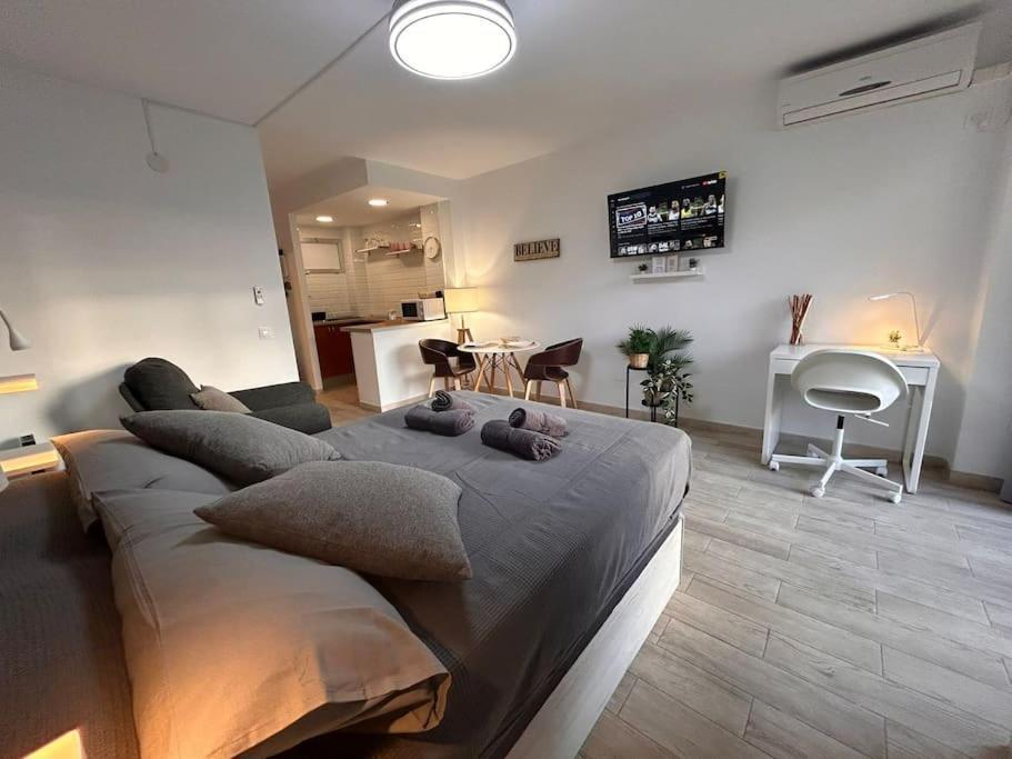 Apartment Estudio Con Vistas Al Mar, Piscinas, Recepcion 24 Hs Benalmadena